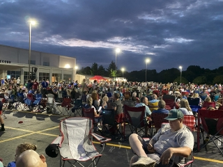 Fat Tony’s Pizza Truck serving a large event in Springfield MO