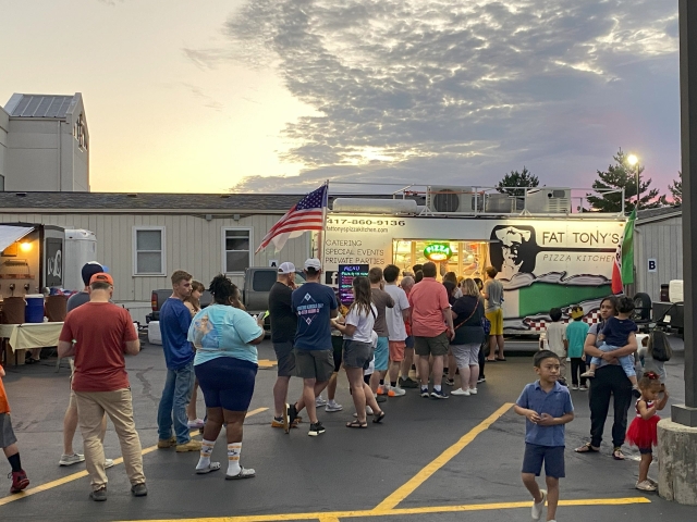 Find the Perfect Pizza Food Truck Near You